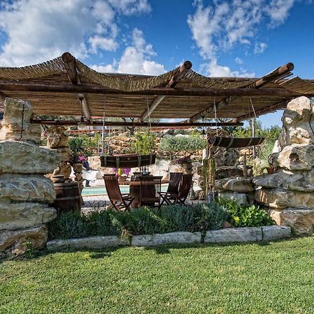 Il Giardino Dei Flintstones B&B Cerveteri Ngoại thất bức ảnh