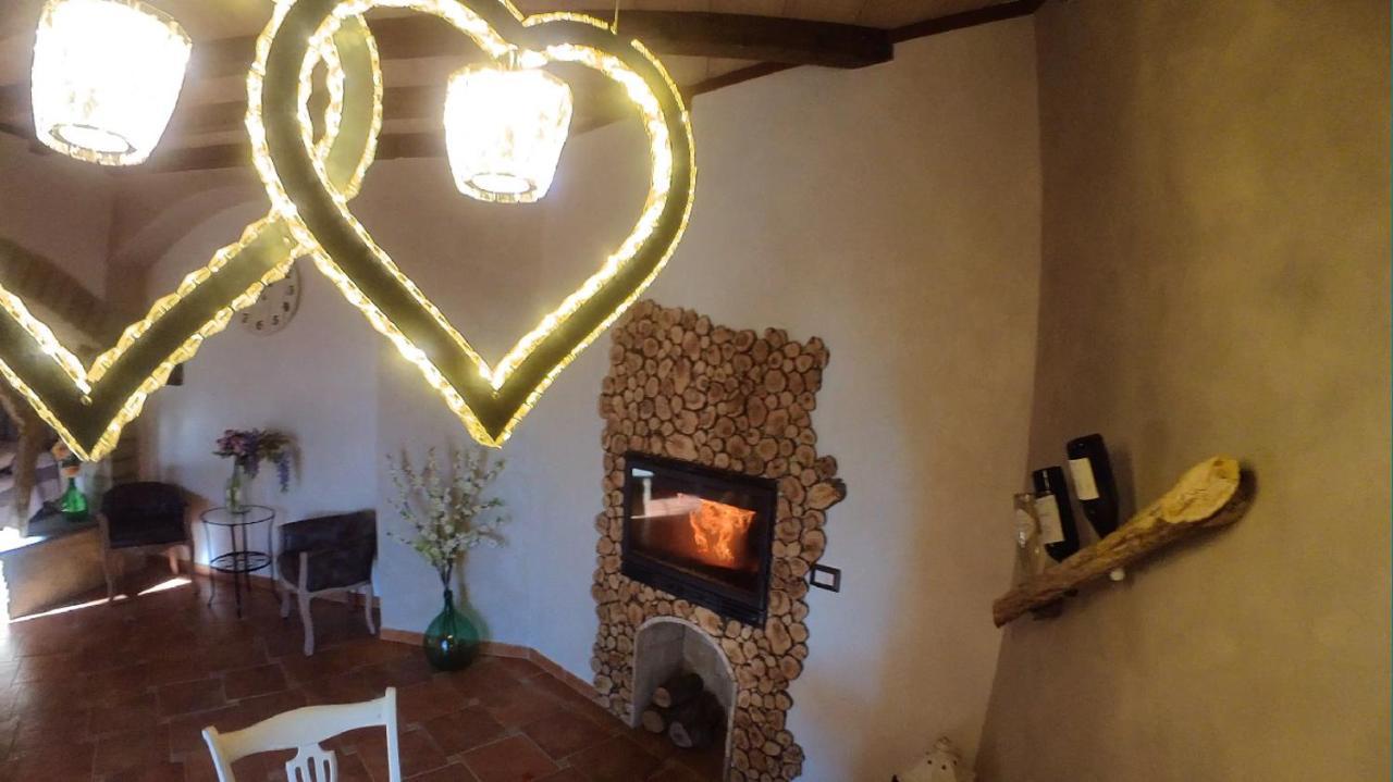 Il Giardino Dei Flintstones B&B Cerveteri Ngoại thất bức ảnh