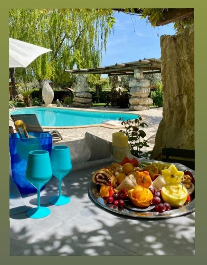 Il Giardino Dei Flintstones B&B Cerveteri Ngoại thất bức ảnh