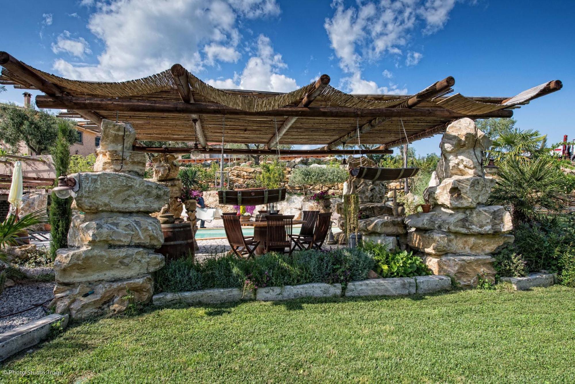 Il Giardino Dei Flintstones B&B Cerveteri Ngoại thất bức ảnh