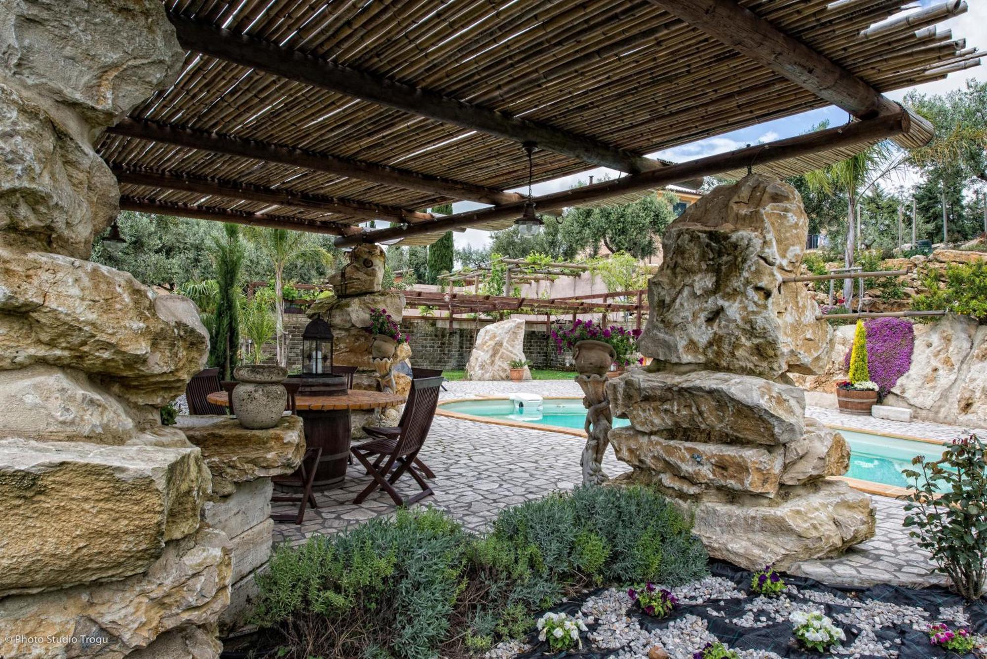 Il Giardino Dei Flintstones B&B Cerveteri Ngoại thất bức ảnh