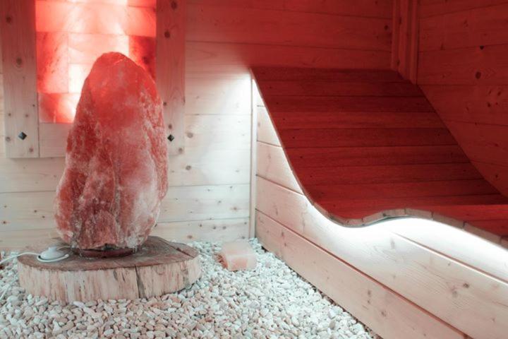 Il Giardino Dei Flintstones B&B Cerveteri Ngoại thất bức ảnh