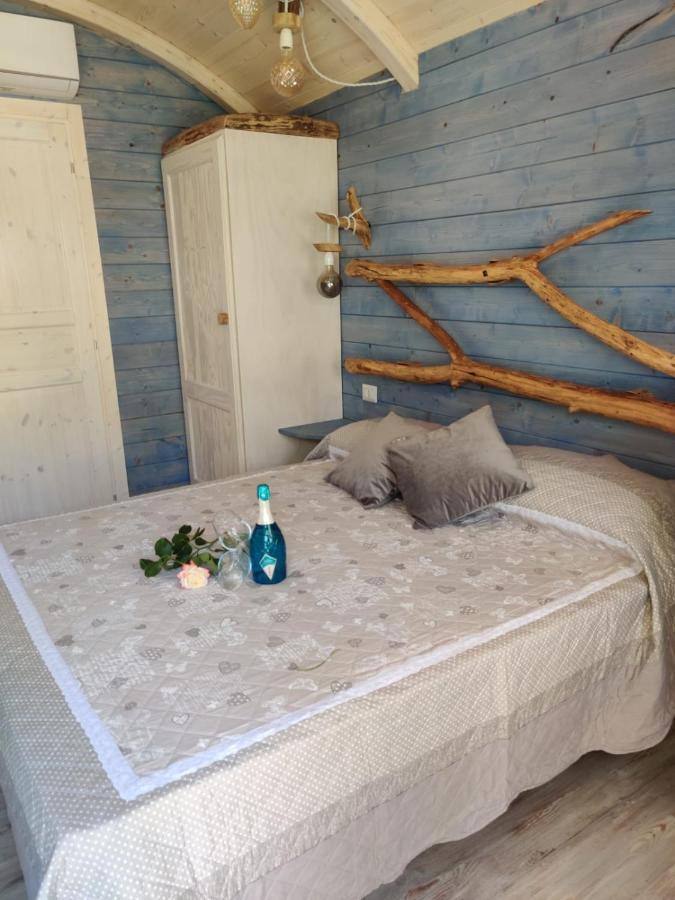 Il Giardino Dei Flintstones B&B Cerveteri Ngoại thất bức ảnh